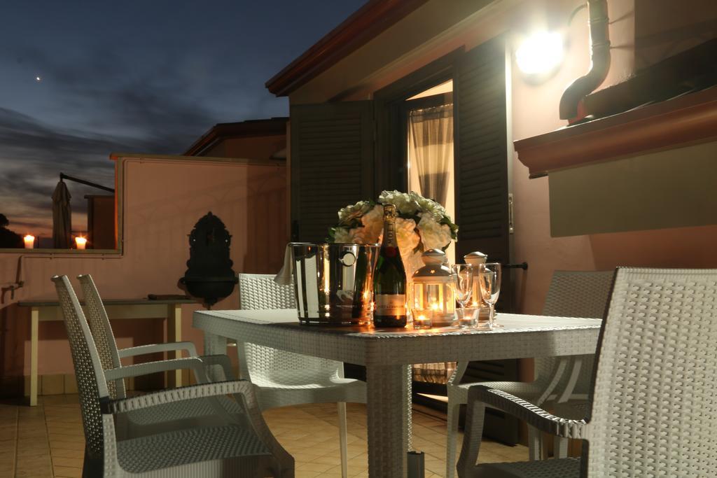 סנטה מריה קפואה וטרה Amira Luxury Apartments מראה חיצוני תמונה