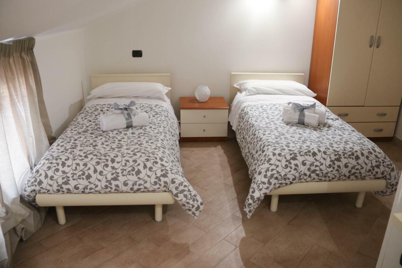 סנטה מריה קפואה וטרה Amira Luxury Apartments מראה חיצוני תמונה